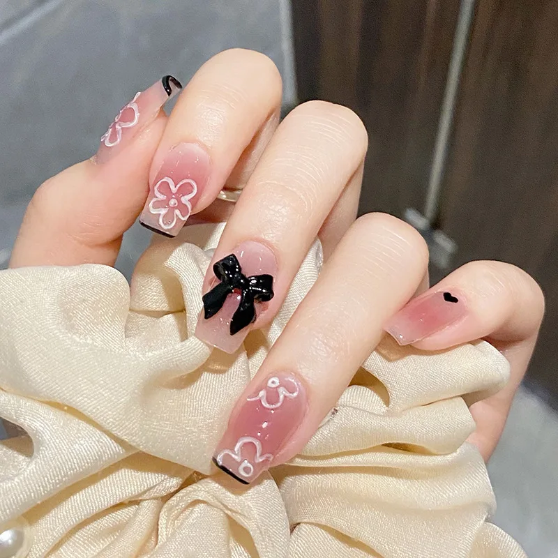 24pcs Sweet Pink Blush Press on Nails Heart Glitter Rhinestone Stick on Nails French Bowknot False Nails Short Square Nail Tips view 5
