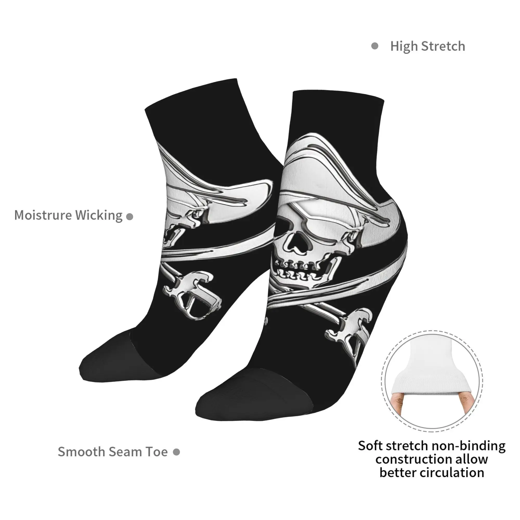 جميع المواسم الكروم بحري القراصنة عظمتين متقاطعتين الجوارب Harajuku الرياضة الأوسط جوارب أنبوبية لينة الهيب هوب جوارب للرجال والنساء