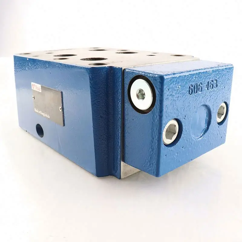 Przepływ do 325 l/min Średnica 10, 16, 25 Ciśnienie do 35 MPa ZDC 25 Typ P-2X nałożony kompensator ciśnienia przepustnicy wlotowej