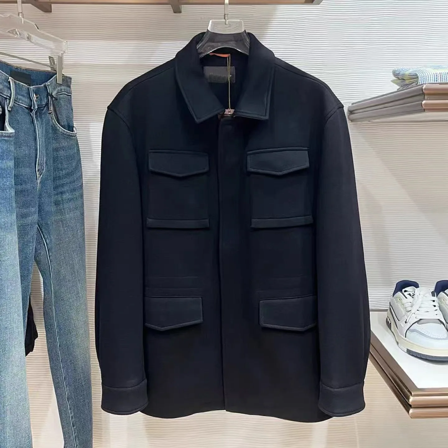 

Faionable Wool Blend Casual Men's Jaet with Multiple kets Spring Autumn Stand Fit MHTO Brand Long Sve Coat