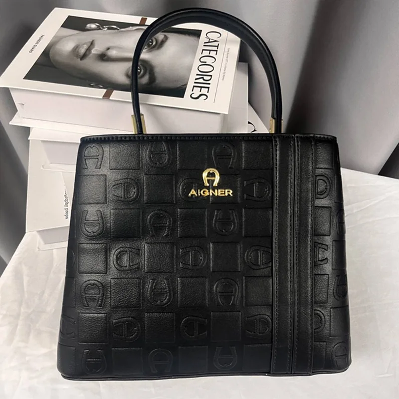 

French Hand Upgraded Temperament Bag Women's 2025 New Presbyopia High-end Versatile Crossbody Bag Shoulder Bag