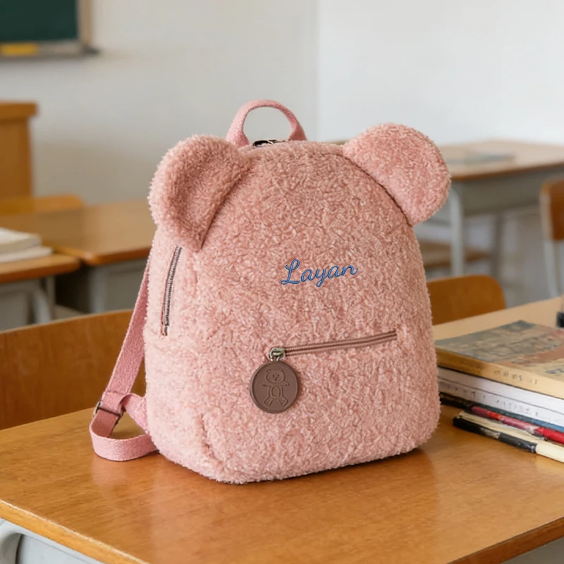 Bestickter, personalisierter Plüsch-Cartoon-Teddybär-Doppelschulter-Rucksack, lässiger Rucksack, geeignet für Schule, tägliche Ausflüge, Geschenke – Detail 4