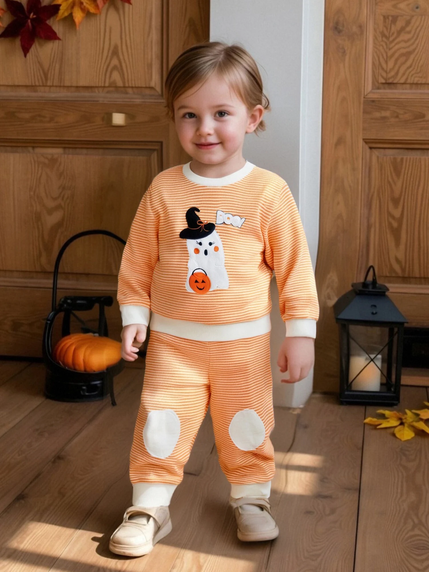 

Adorable Toddler Halloween Costume Pumpkin Patch Applique Hoodie and Jogger Pants Set for Baby 2 Piece Outfit