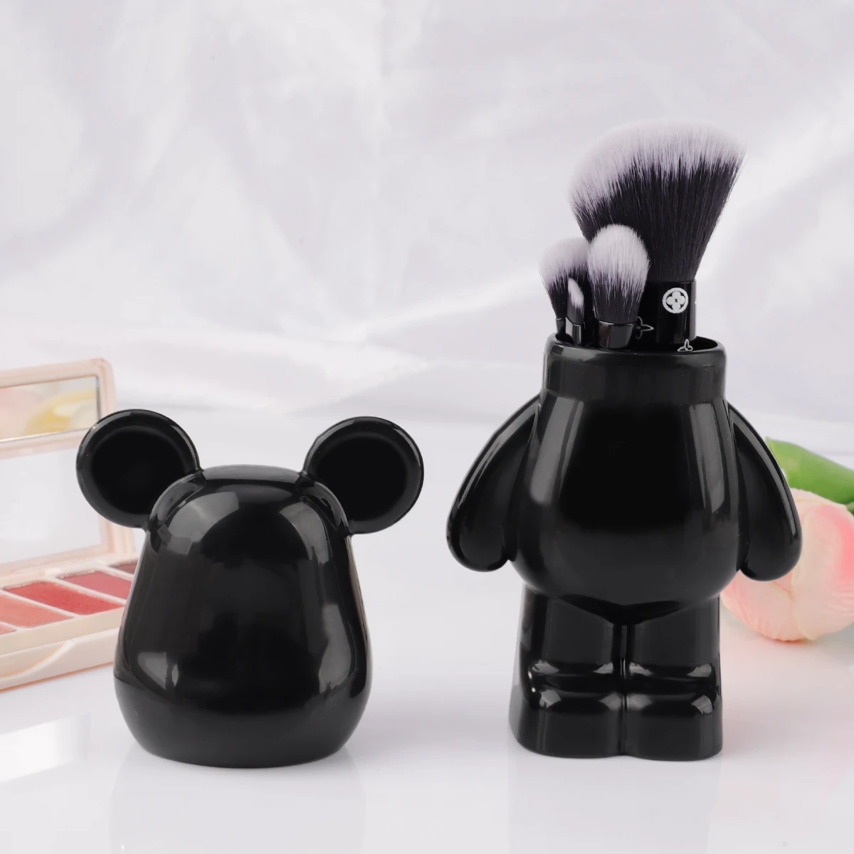 4PCS MINI MAKEUP BRUSH SET WITH BEAR STORAGE CASE - SOFT BRISTLES/PORTABLE/DUSTPROOF COSMETIC BRUSHES - RANCAI TRAVEL BRUSH KIT