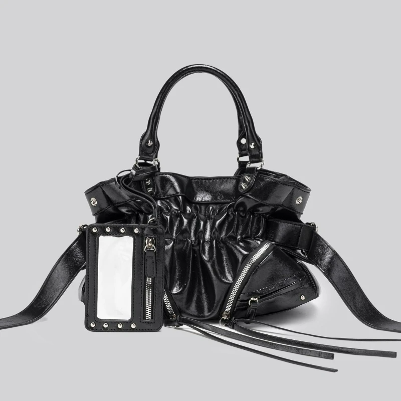 TheNew Rivet Pleated Large-capacity Motorcycle Bag in A Retro Style Is A Versatile and Suitable Commuter Shoulder Bag for Ladies