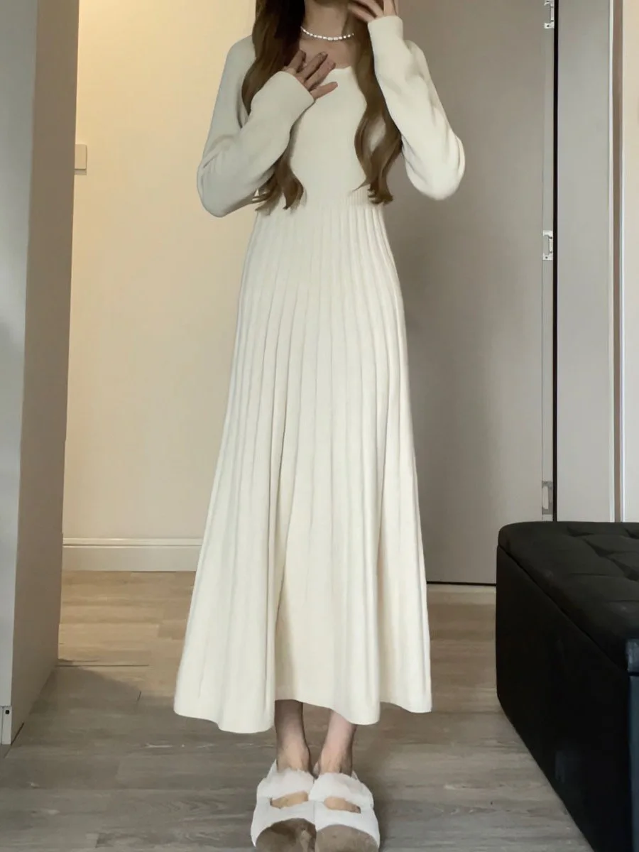 

Women Autumn Winter New Waist Wrapped Knitted Dress Vertical Stripe Gentle Style Outward Wear Slim Fit Underlay Coat Long Dress