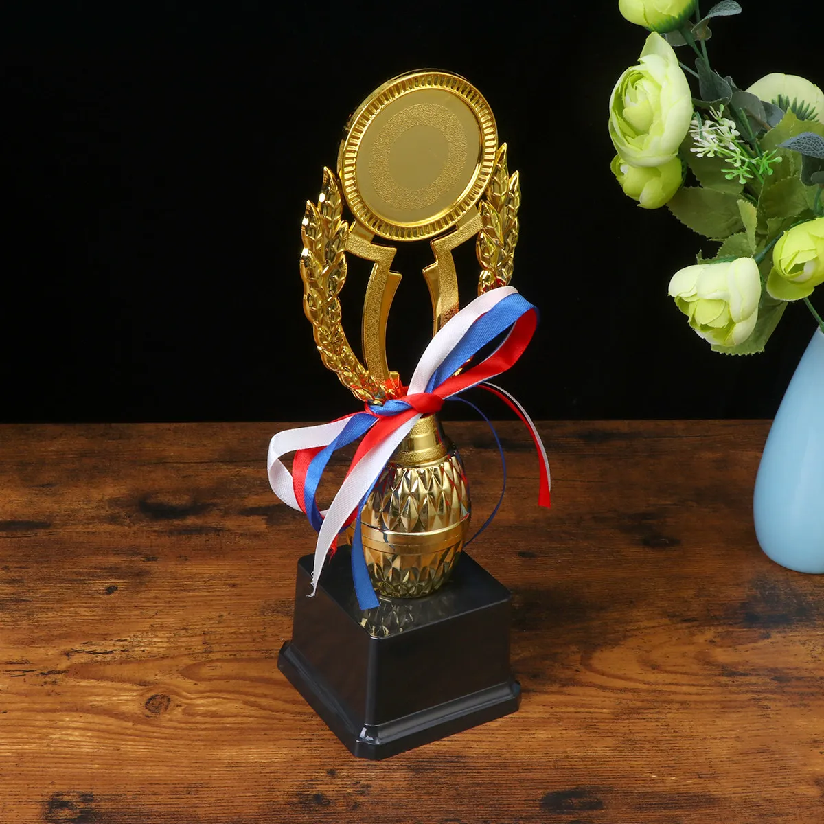 24cm-golden-trophy-creative-design-plastic-base-award-trophy-for-party-favors-classroom-rewards-spelling-bee-track-field-day