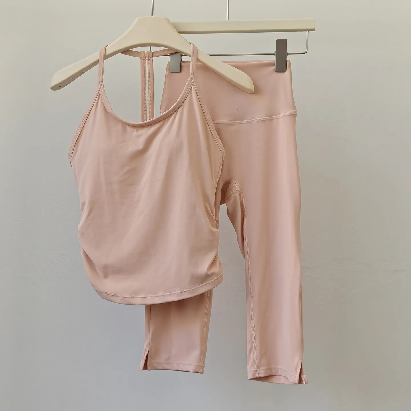 Slim Fit Yoga Clothing Suit with Push-up Vest And Chest Pads High-Waisted Butt-Lifting Leggings Nude Running Fitness Bras Top view 5