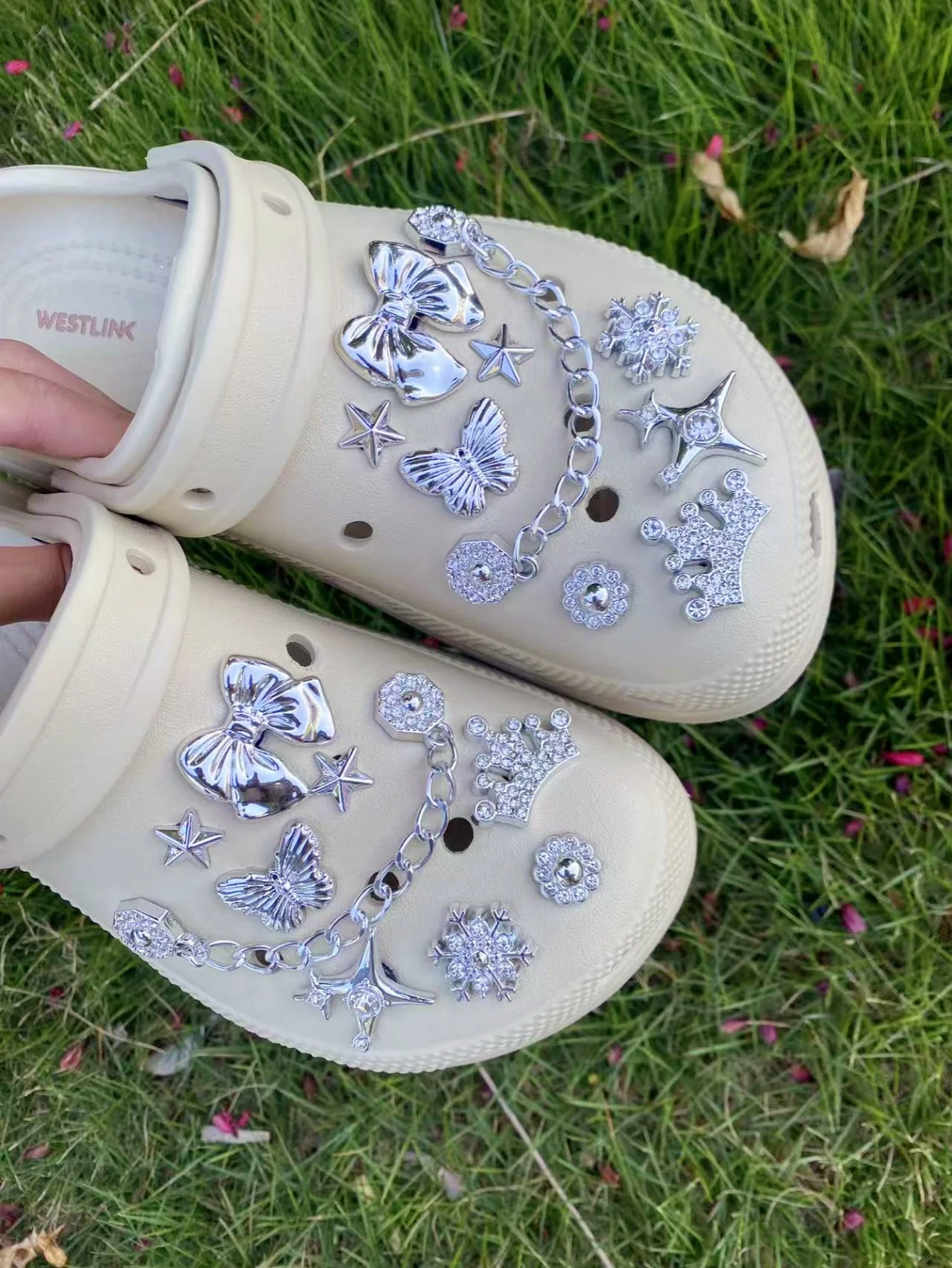 18 DIY silver chain, butterfly, star, crown and other shoe buckle decorations, multi-functional shoe clip accessories for women'