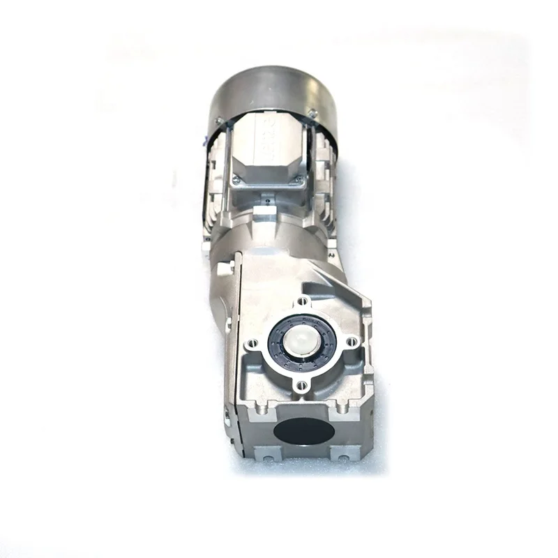 

Новый мотор-редуктор Lenze 16896152 G50BB111MHAR2C00 с коническо-цилиндрической передачей | Серия Lenze G500