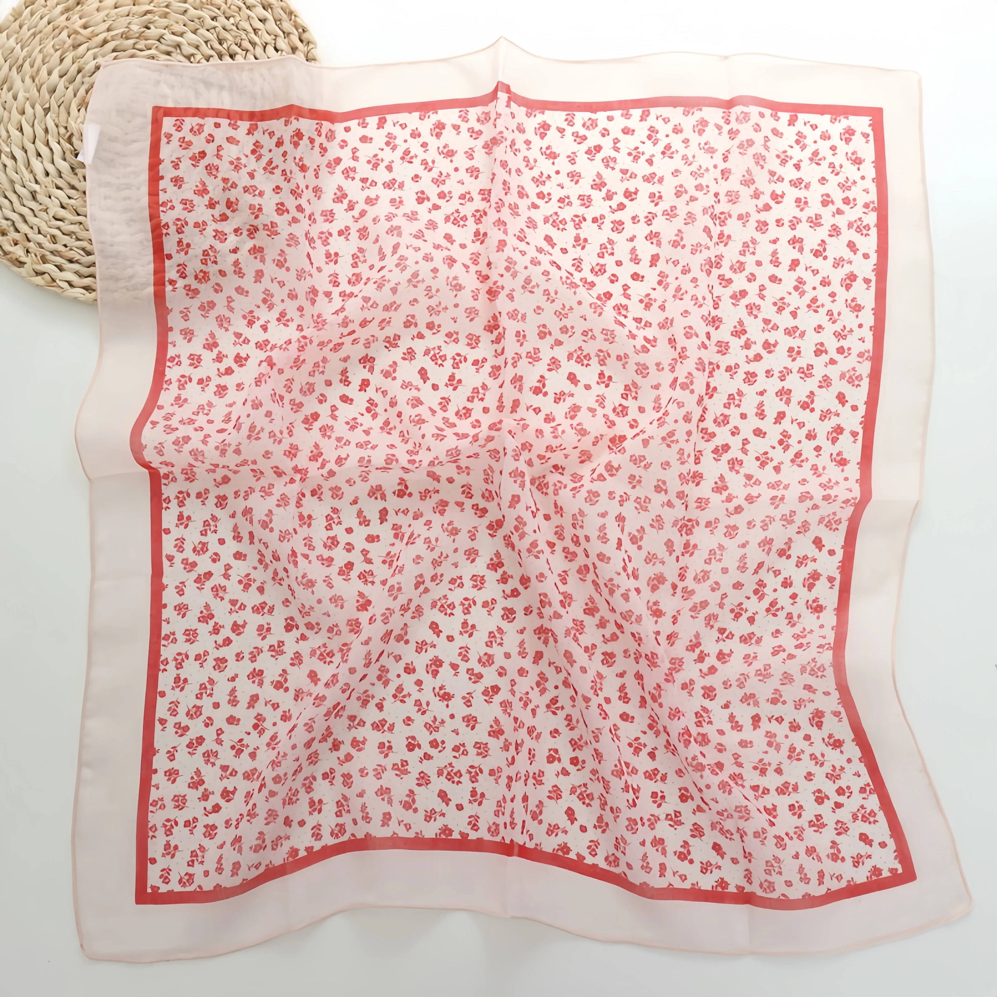 

7Colors 58cm Daisy Print Cotton Linen Square Scarf Women's Lightweight Thin Bandana Neckerchief Korean Summer Head Scarf Wrap