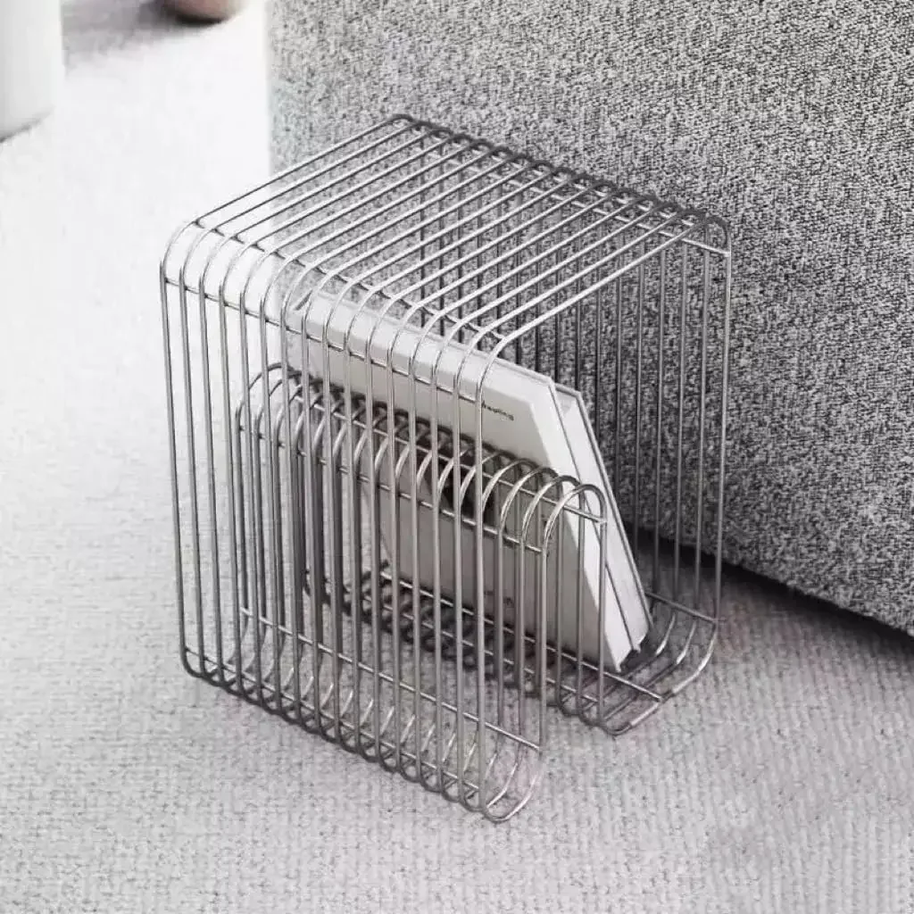 Modern Metal Magazine Rack, home decor accent，Silver Wire Book Organizer, Linear side table , Decorative Storage Display Shelf f
