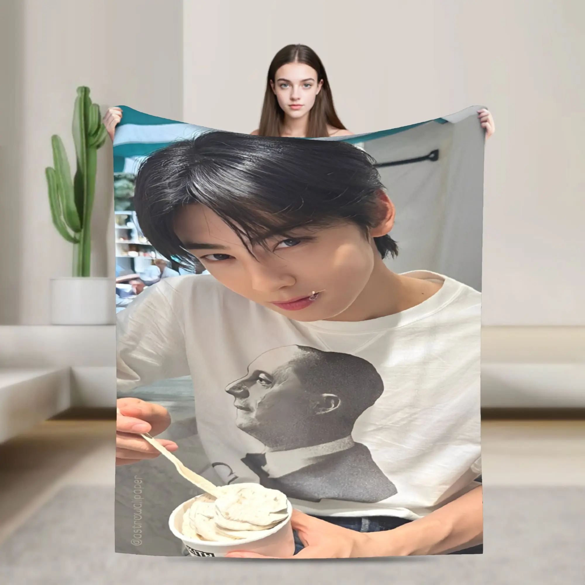 Novelty Design CHA EUN WOO kpop ASTRO idol Blanket Super Soft Flannel  Cozy Throw Blanket Machine Washable