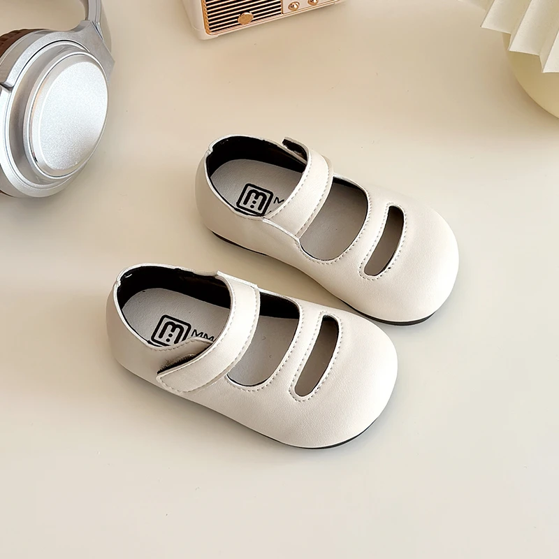 Children Leather Shoes for Girls Shoes Kids Soft Bottom Anti-skid Fashion Hollow-out Outside Toddler Walking Shoes Korea Style