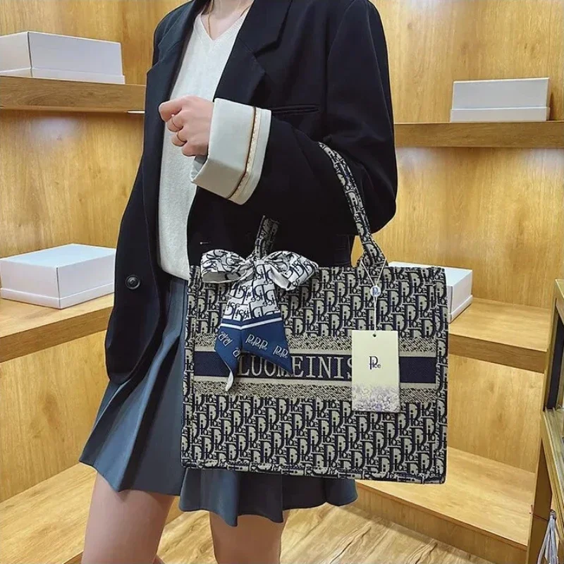 2 Size Women's Single Shoulder Bag Large Capacity Versatile Crossbody Handbags Underarm Bag Vintage Canvas Embroidered Tote Bags