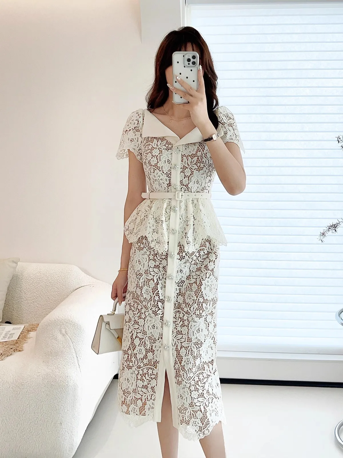 المدرج الصيف عطلة زهرة مطرز أزرار التطريز ميدي طويل حفلة موسيقية مساء الزفاف الكشكشة حزام من الدانتيل Bodycon فستان الحفلات