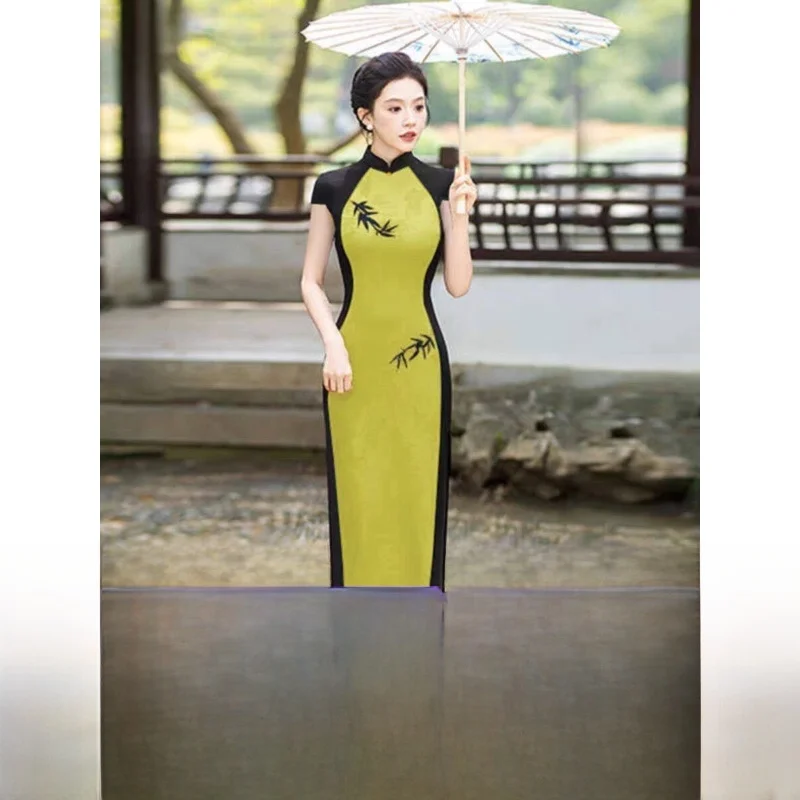 

Новинка лета 2025: Длинное традиционное китайское платье для выступлений на сцене, больших размеров, формирующее фигуру