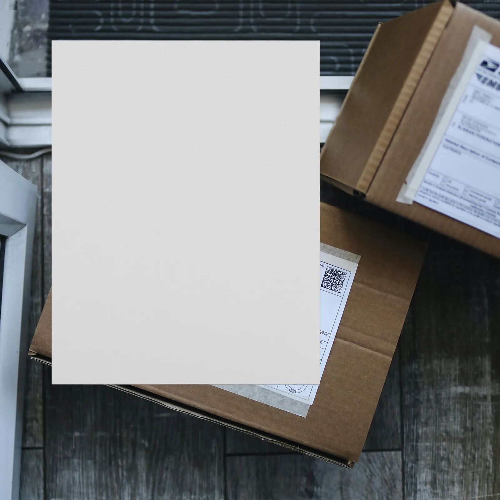 

100 листов матовой самоклеящейся бумаги формата А4 для печати этикеток, наклеек для адресов, транспортных этикеток, конвертов и посылок