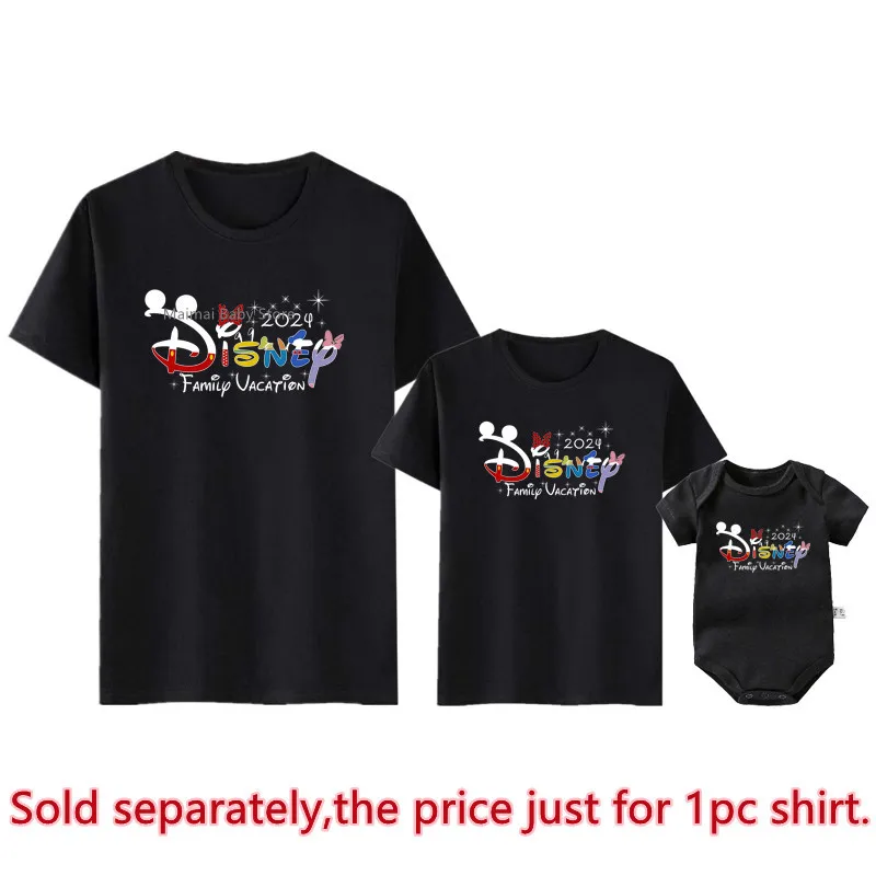 2024 Disney Family Vacation Shirts Father Mother Daughter Son Kids Tshirts Look First Disneyland Trip Family Matching Outfits