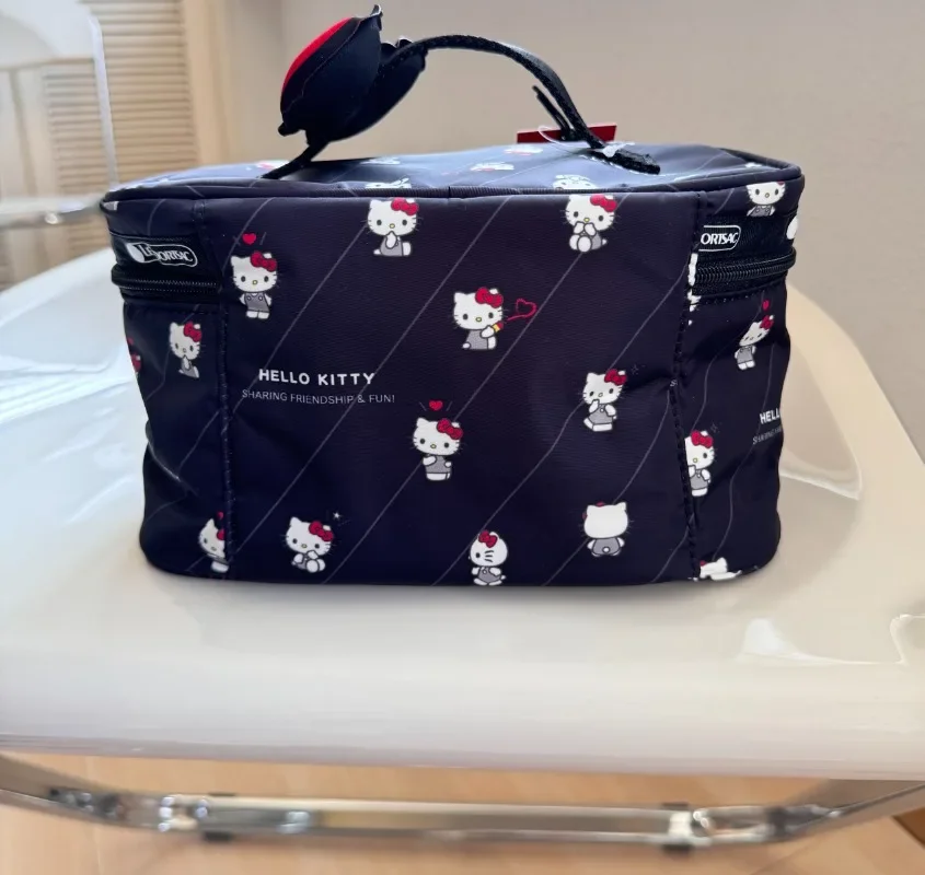 Sanrios New 2024 Hellokittys Travel Storage Bag Anime Kawaii Cartoon Household Toiletries Skin Care Products Cosmetic Box Gifts