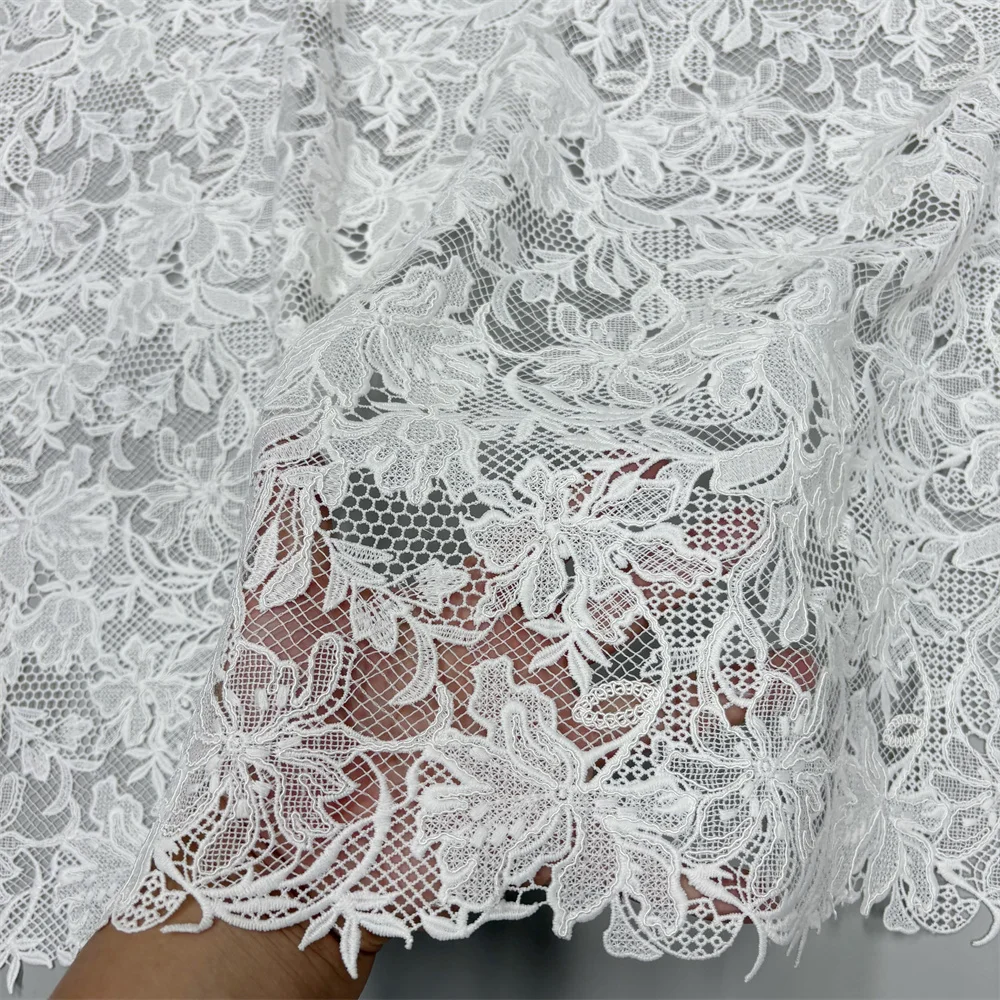 2026 Nigerianischer Stoff Luxuriöse Hochwertige Spitze Wasserlösliche Bestickte Modische Weiche Weiße Spitze 5 Yards – Detail 9
