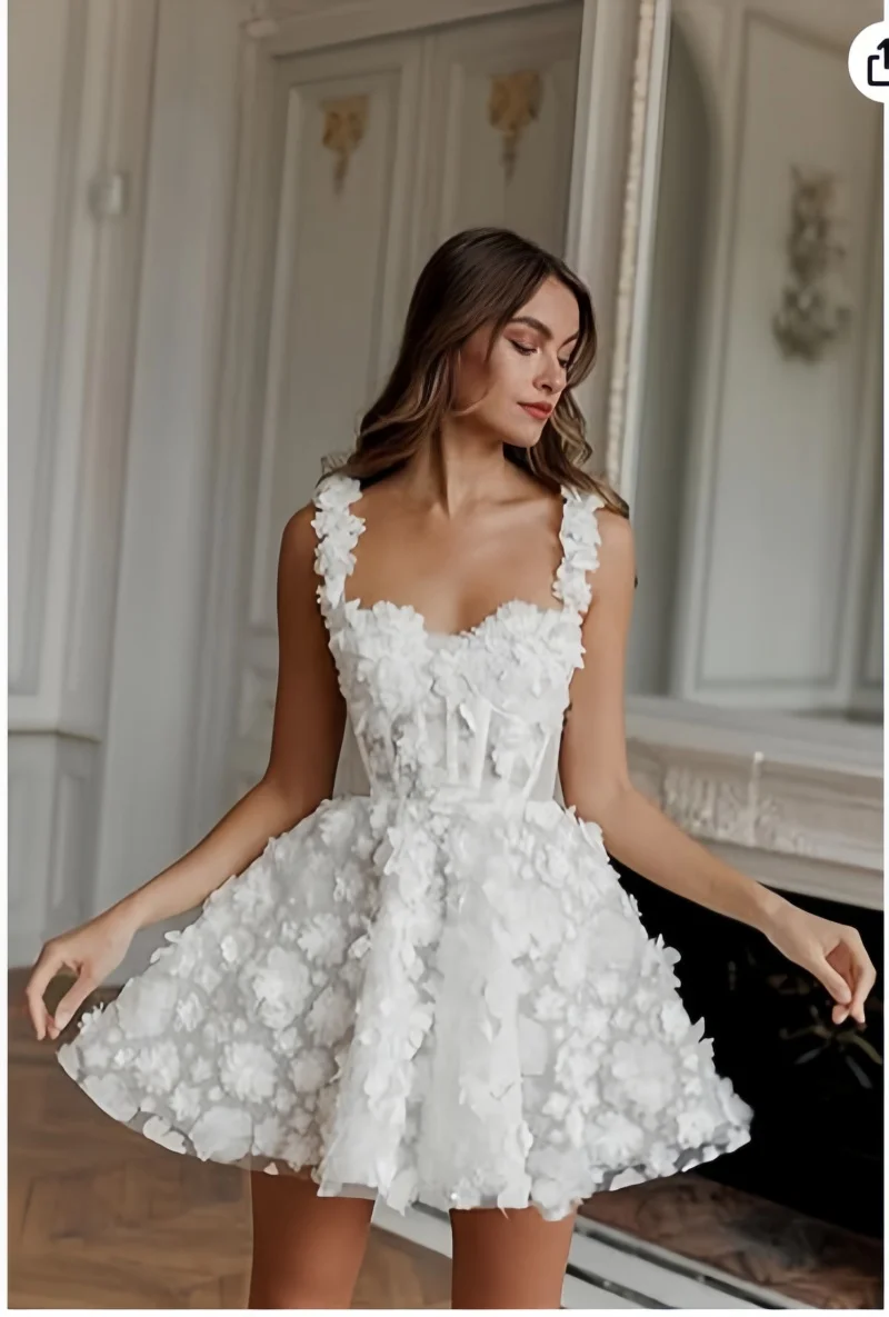 White Short Wedding Dress for Bride Floral Applique Bridal Dresses Sweetheart Short Homecoming Dresses Mini Prom Dress