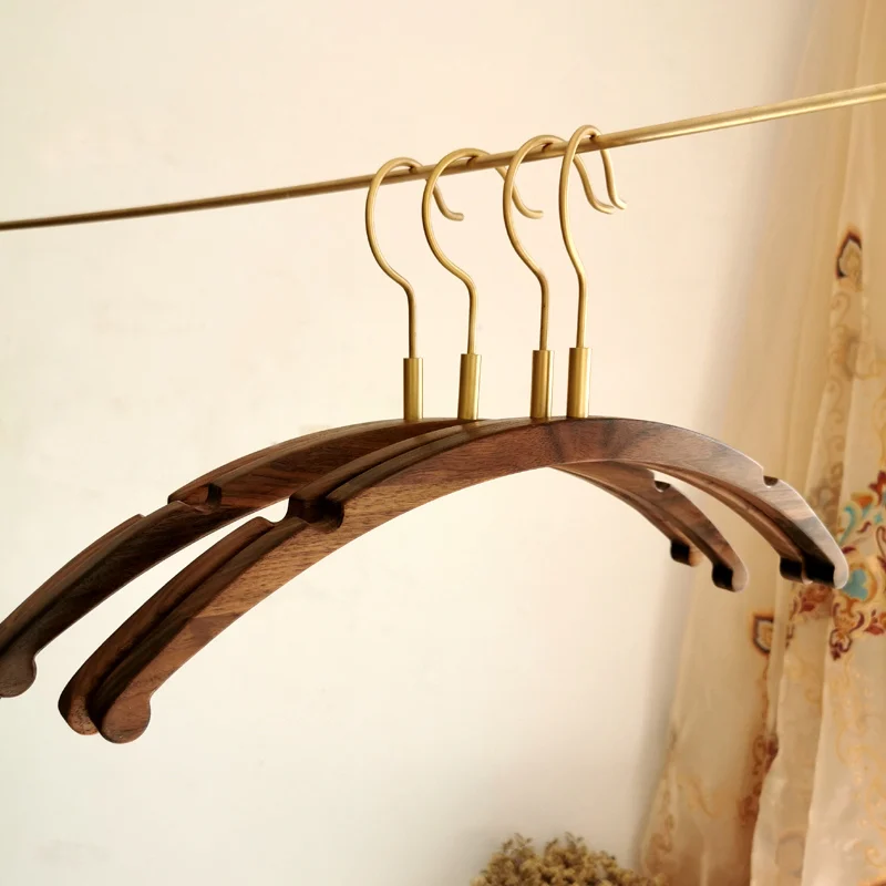 

Solid Wood Hangers Brass Hooks Black Walnut Seamless Clothes for Home Clothing Store Display Rack Wardrobe Storage