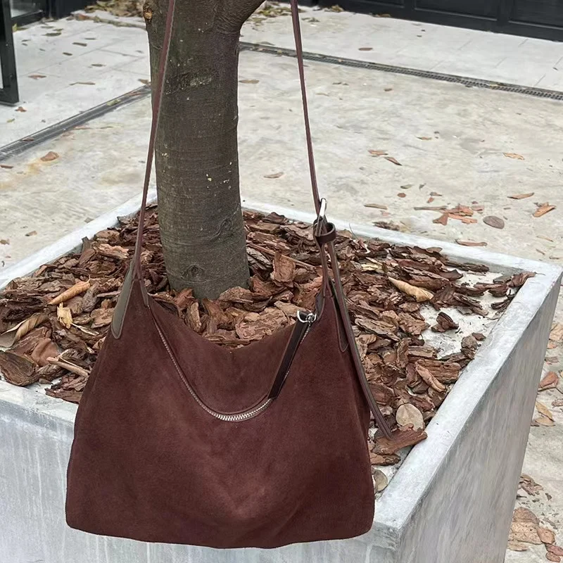 2024 autunno e inverno nuova struttura in pelle bovina smerigliata semplice borsa in vera pelle Casual donna singola spalla Crossbody Tote