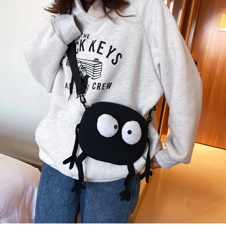 Trendy Korean Girl\'s Crossbody Bag Shoulder Bags Small Round Bag Quirky Personality Canvas Small Bag for Girls Coin Purse