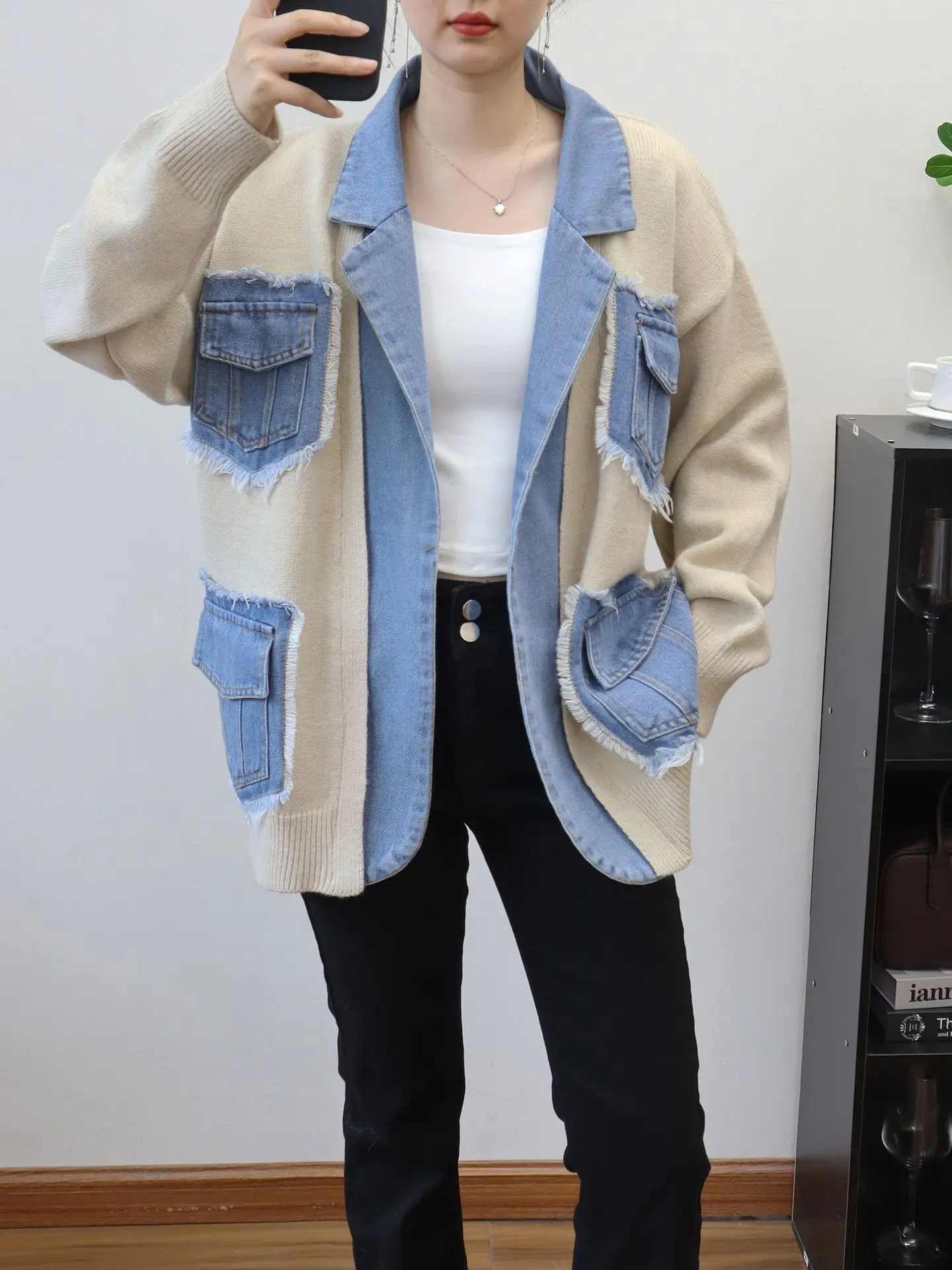 Women Denim Patchwork Knit Cardigan, Notched Lapel, Frayed Cargo Pockets Oversized Long Sleeve Casual Coat for Daily Streetwear