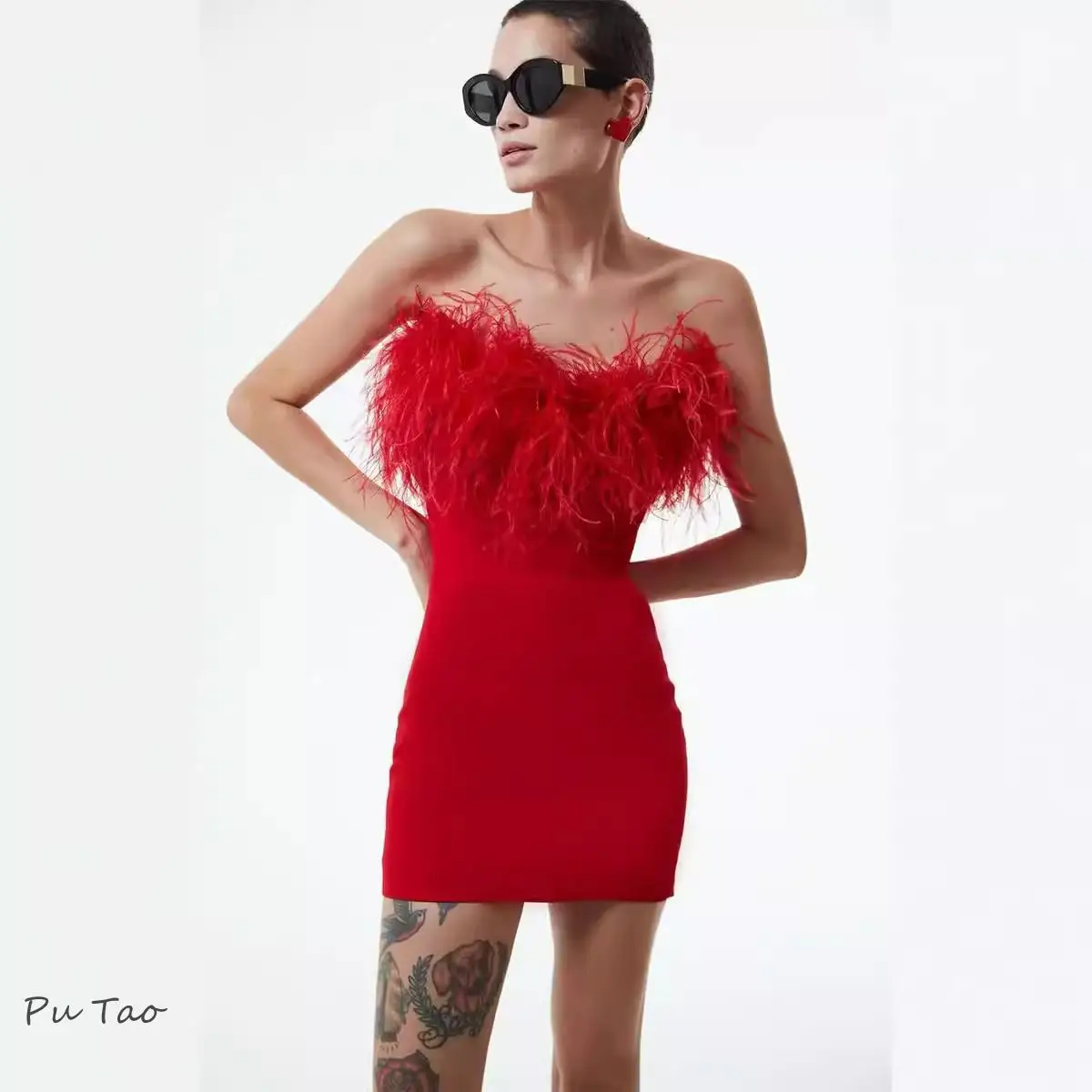 

PuTao Red Christmas Dress Feather For Women Sexy Strapless Feather Patchwork Bodycon Bandage Prom Party Short Cocktail Dress