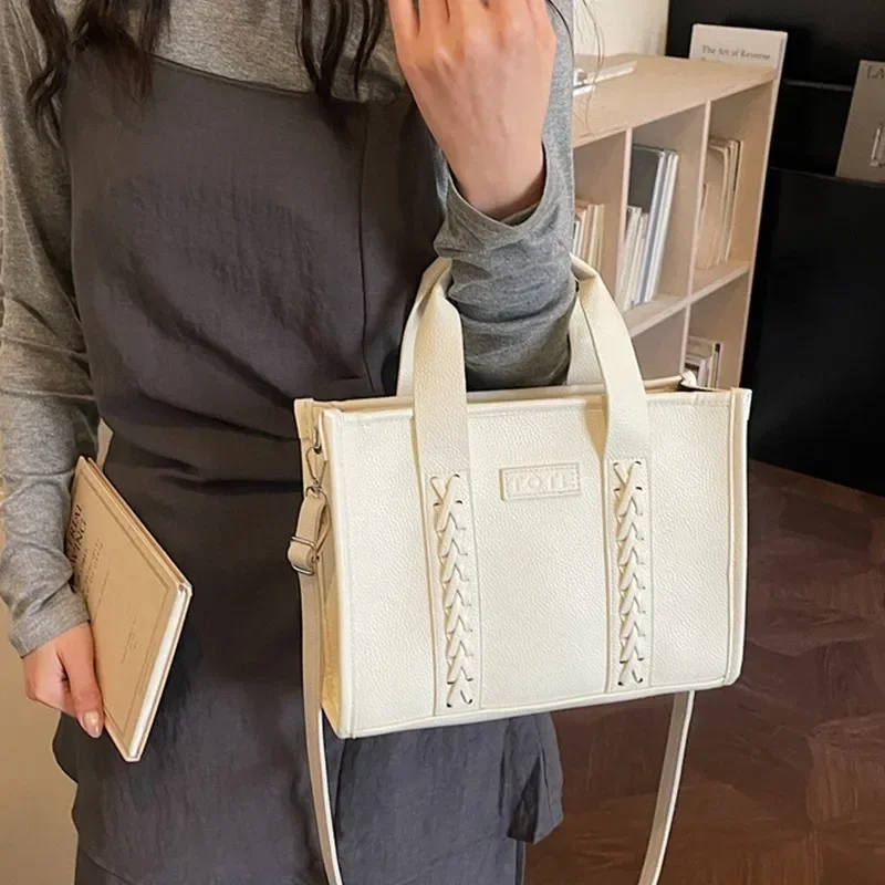 Chic Simple Fashion Women'S Diaper Bag Elegant Crossbody Large Capacity Vintage Leather Luxury Designer Commuter Bag Trendy