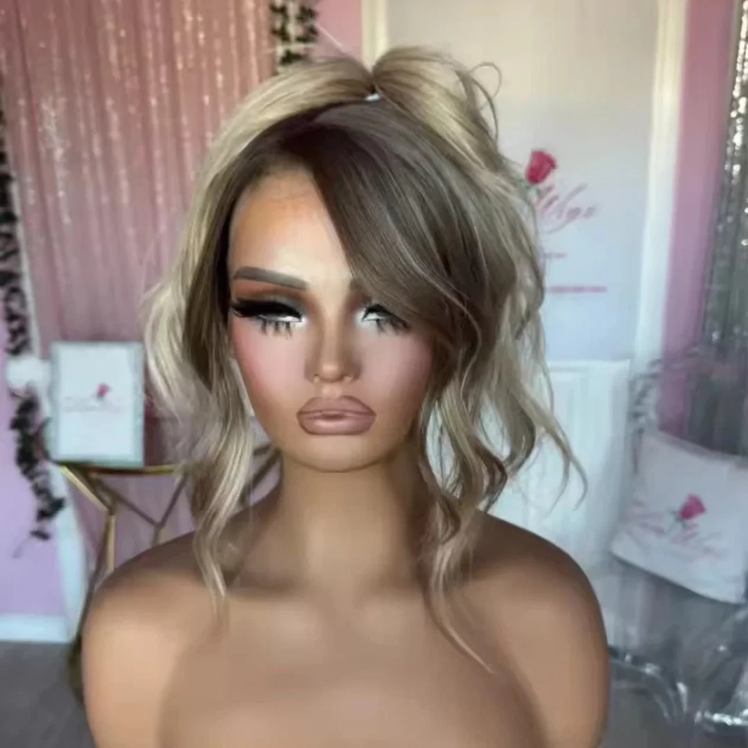 

Синтетические парики Длинные светло-русые парики с кружевным верхом на распродаже Оригинальные заводские глубокие волны Дешевые парики Парики для косплея