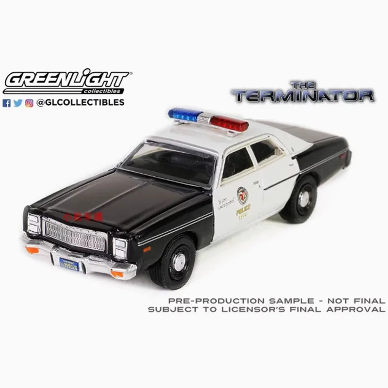 GreenLight 1:64 Scale 1977 1982 Plymouth Fury Alloy Simulated Car Model Classic Adult Souvenir Gift Static Display