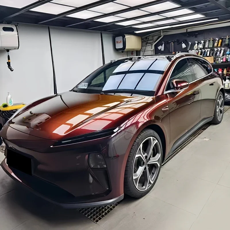 Hochwertige, glänzende PVC-Autofolie aus Vinyl, schwarz, rot, Chamäleon-Farbschutzfolie für die Karosserieoberfläche, Aufkleberverpackung