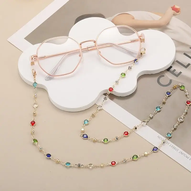 Fashion Imitation Rhinestones Sunglass Chain Women Face Accessories Summer Beaded Eyeglass Lanyard Silicone Loops Casual Jewelry