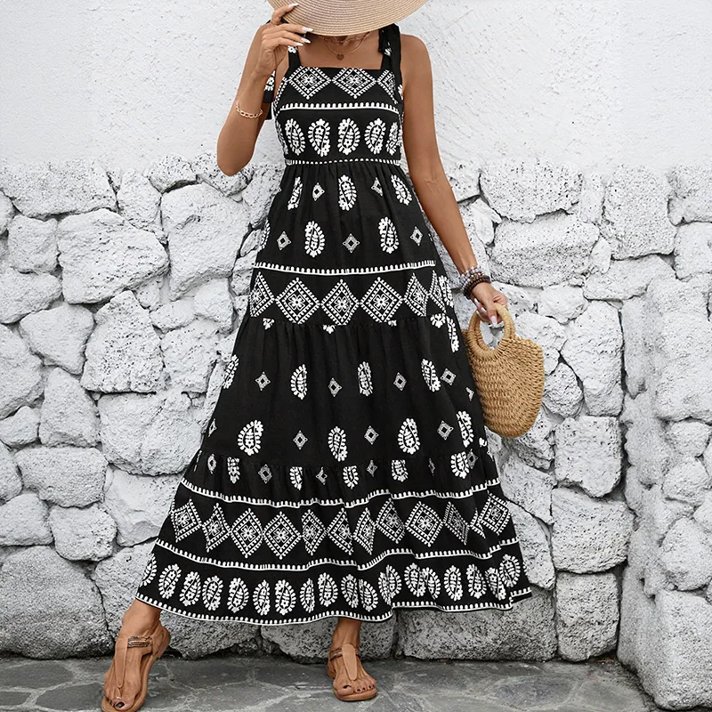 Abito stampato in stile etnico 2025 Estate Nuovo abito sexy per le vacanze casual Abiti Boho da donna in stile nero