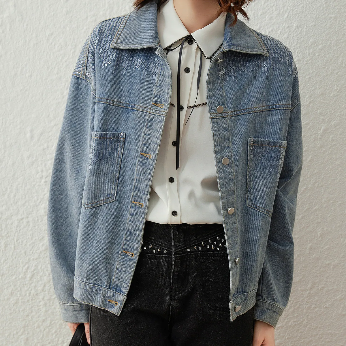 LOUIS YAO Women Denim Coat 2024 Fashionable Sequin Denim Jacket Turn Down Collar Long Sleeve Loose Fit Women's Top