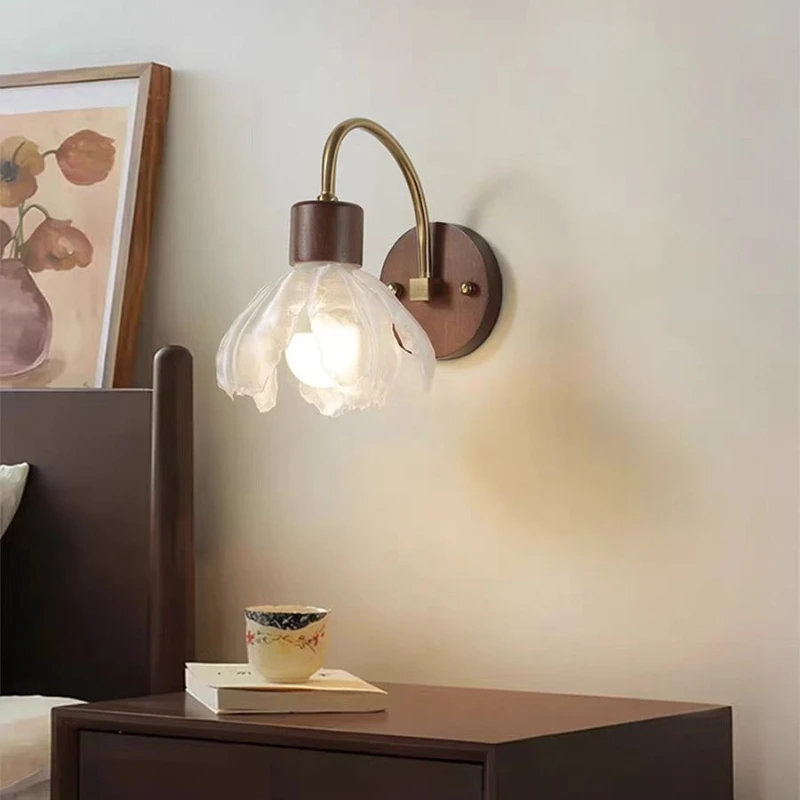 Flower wall lamp French retro living room background wall lamp decorative lamp