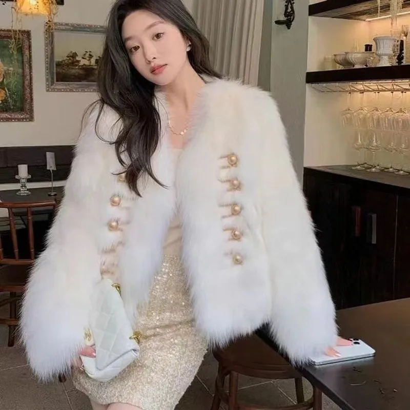 

2026 Осень Зима Плюшевая теплая толстая куртка Женская искусственная меховая плюшевая короткая куртка Корейский стиль Верхняя одежда Элегантная короткая куртка из плюша