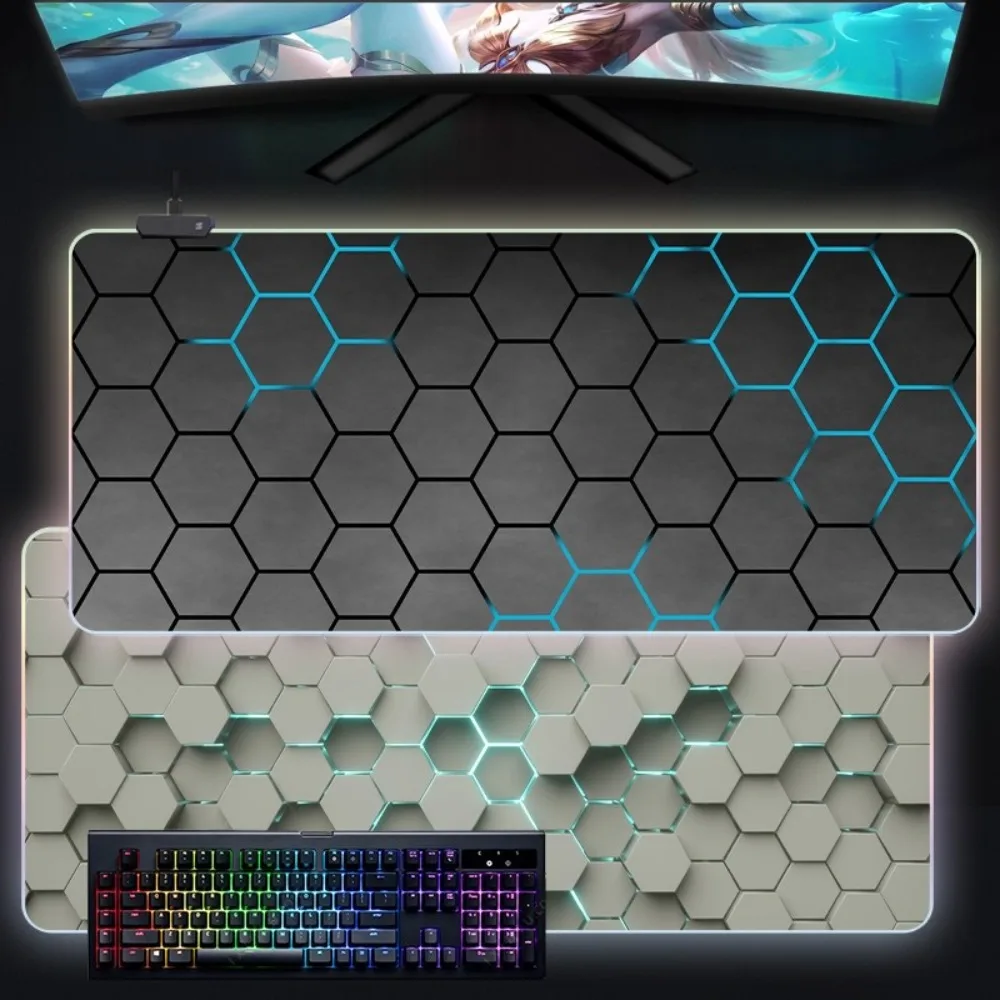 

RGB светящийся коврик для мыши, очень большой многоугольный игровой аксессуар, коврик для клавиатуры, подставка для запястий, 4 мм, непрозрачный трехрежимный голосовой контроль, подарок