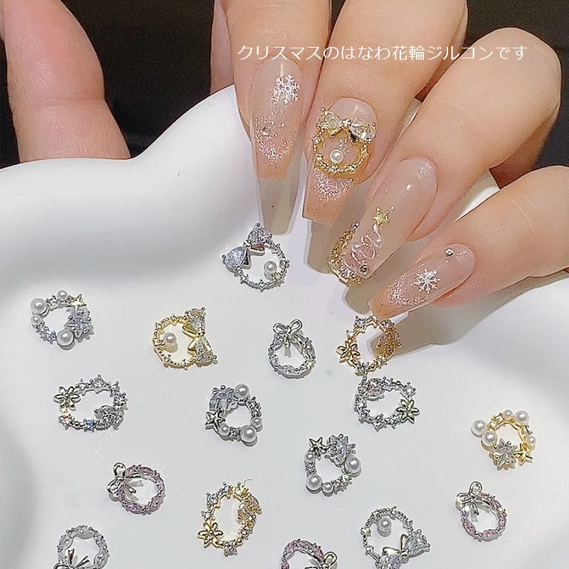 TSZS 2024 Christmas Wreath Nail Art Charms Pearl Rhinestone Luxury 3D New Year Silver Gold Christmas Nail Art Decoration