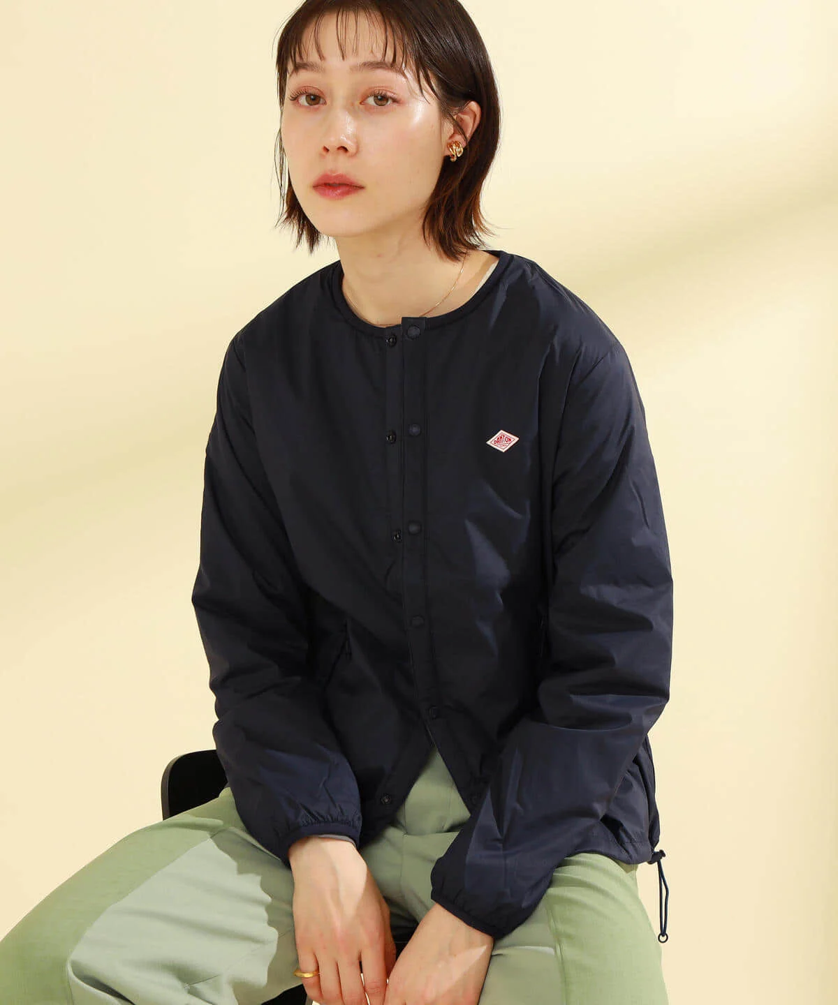 Nowa kolekcja Jesień Zima 2025 Nylonowa Wodoodporna Wszechstronna Ultralekka Okrągła Ne Mała Kurtka Bawełniana Odzież Wierzchnia Kolaboracyjna Dojazdy...