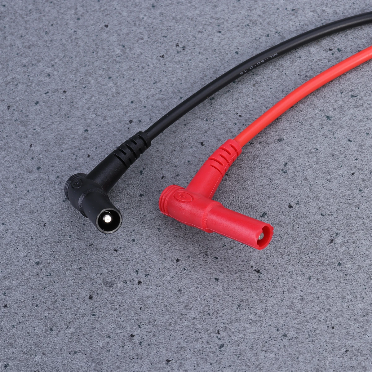 

2Pcs Banana to Alligator Test Lead Set Black Red Durable Insulated Clips for Electronic Testing Projects Alligator Test Lead