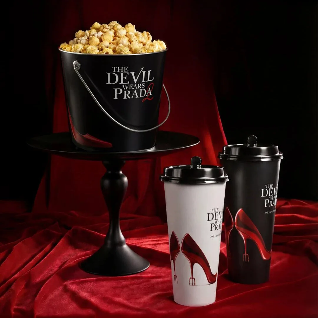 

Devil Wears Prada 2 Cinema Peripheral Popcorn Bucket Drink Cup Limited Collection Desktop Decoration Birthday joint name Gift