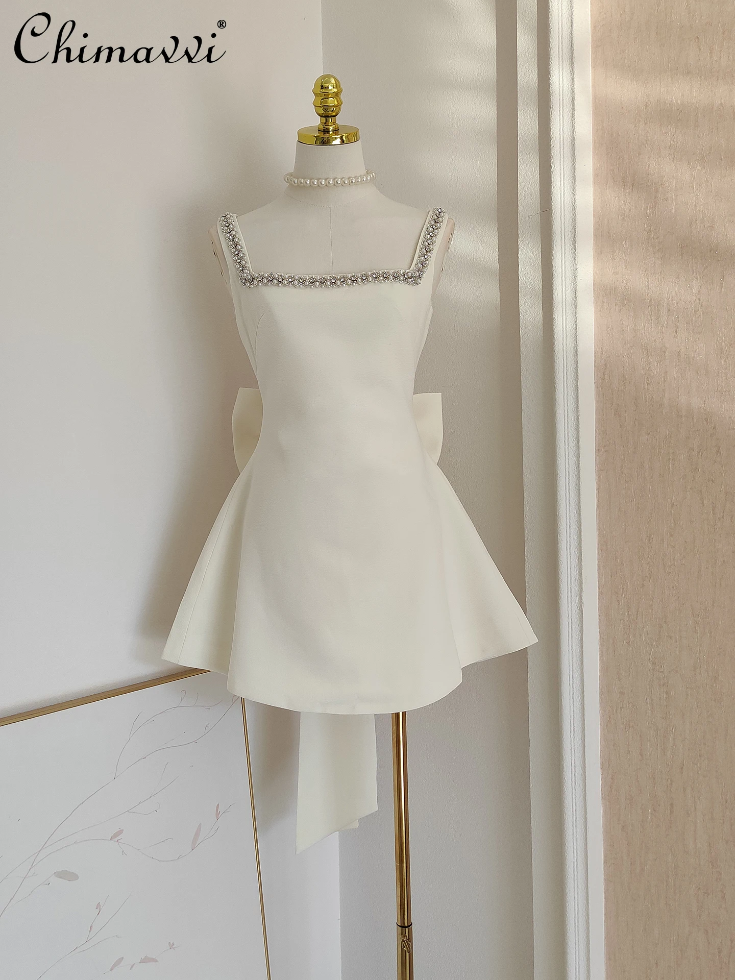 

French Elegant Socialite Beaded Square Neck Sleeveless Backless 3D Bow High Waist Slim A-line Birthday Party Short Dress Women