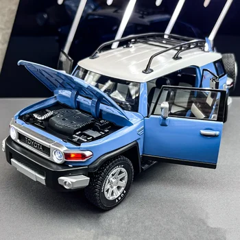 1:24 TOYOTA FJ Cruiser Alloy Car Model Diecast & Toy Metal Off-road Vehicles Model samochodu Symulacja dźwięku i światła Prezent dla dzieci