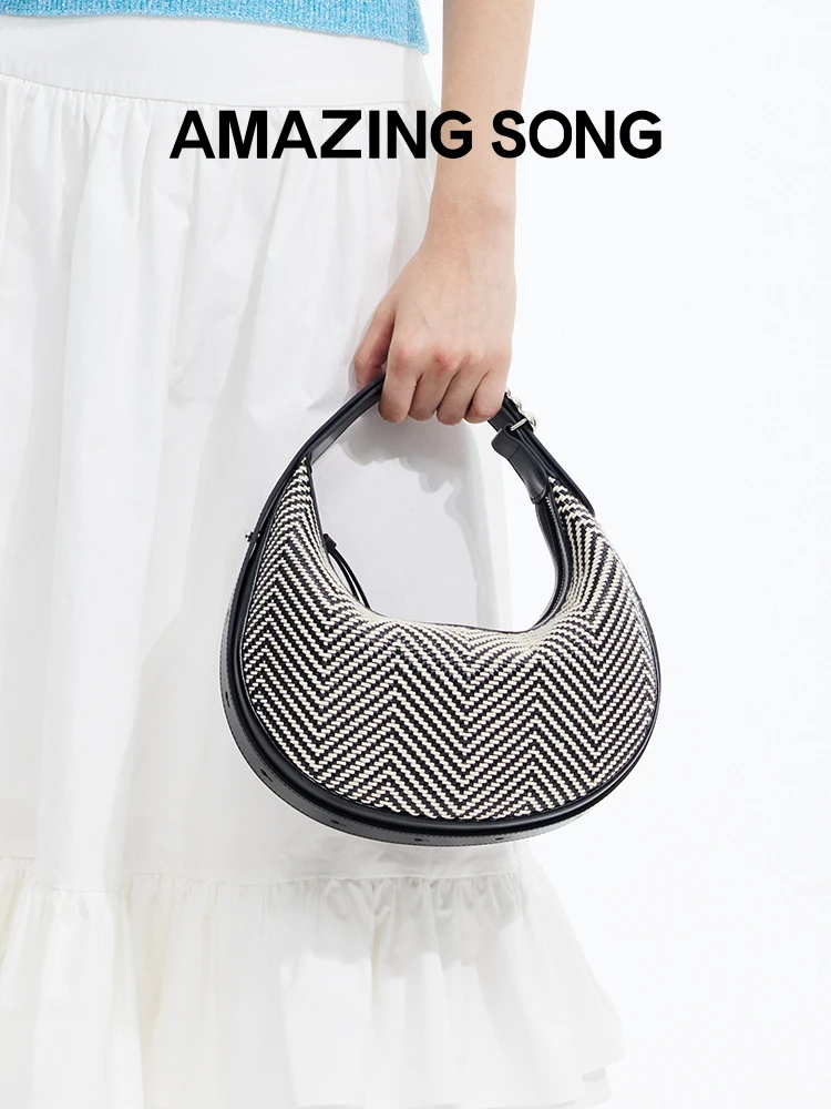 Amazing Song Half Moon Bag Woven S Shoulder Bag Handbag