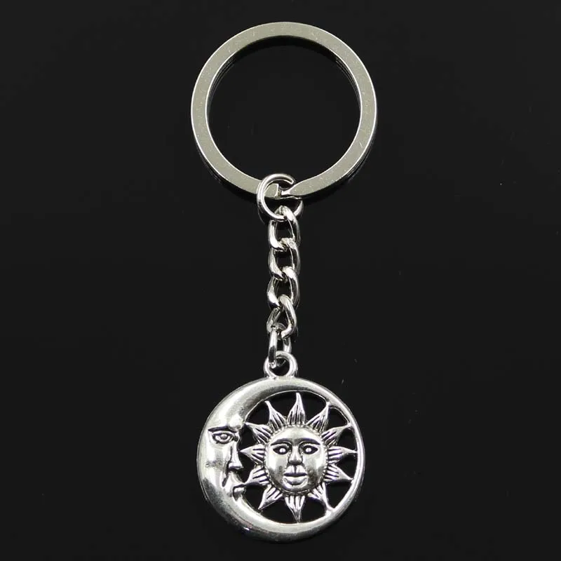 New Fashion Keychain 28x24mm Sun Moon Pendants DIY Men Silver Color Car Key Chain Ring Holder Souvenir For Gift