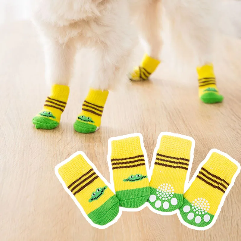 4Pcs Cute Pet Dog Socks Wool Knitted Heart Dots Stripe Printed Pet Shoes Socks Winter Warm Anti-Slip Puppy Kitten Paw Protector